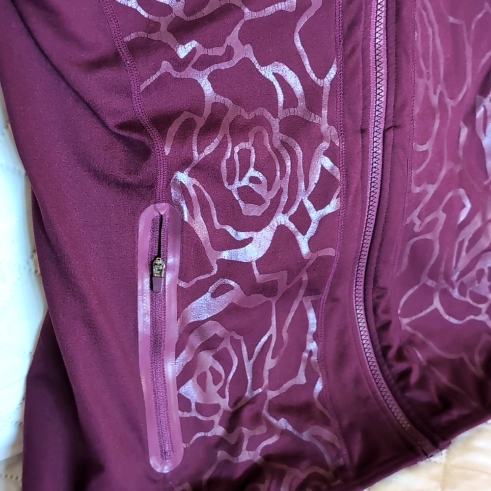Fabletics Woman's JOJO Athletic Burgundy Rose Jacket,Size L. - Picture 4 of 11